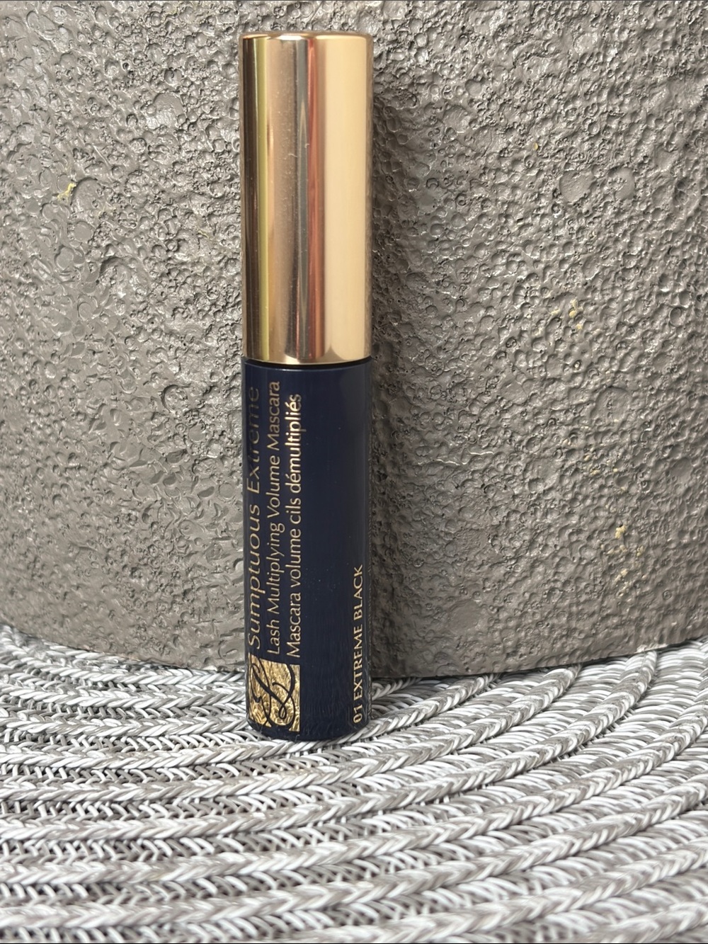 ❤️$5 NWT Estee Lauder Sumptuous Extreme Mascara in Extreme Black